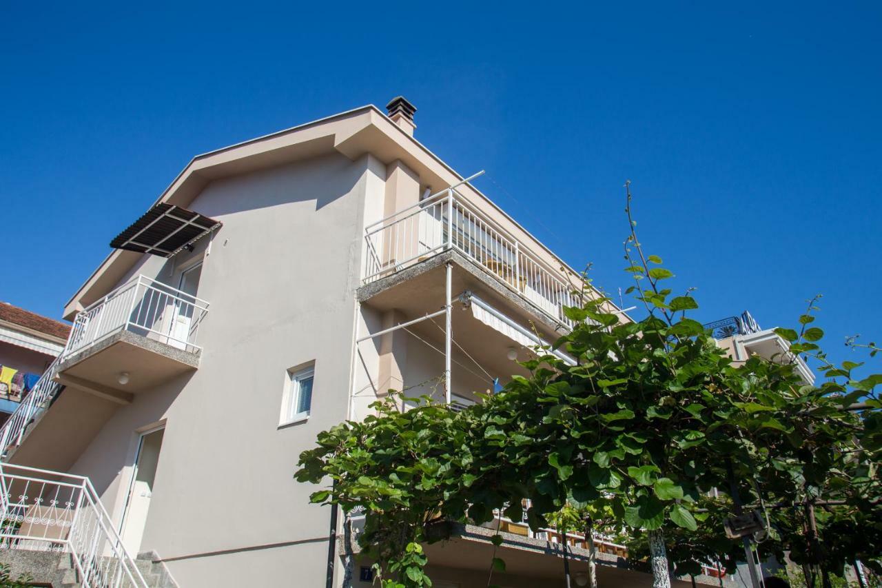 Divino Apartment Tivat Exterior photo
